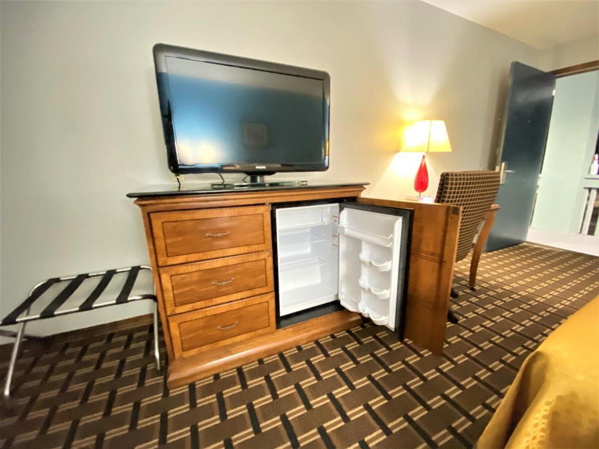 Lakes Inn Warsaw Extérieur photo