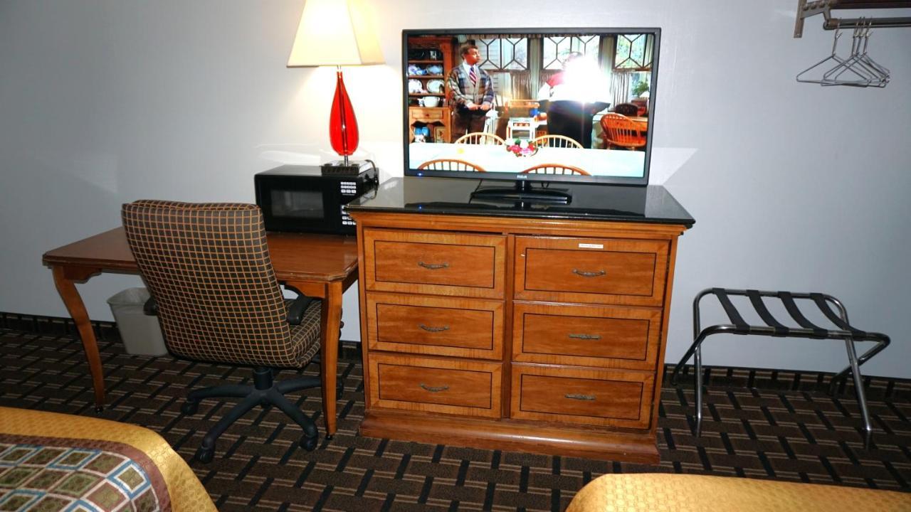 Lakes Inn Warsaw Extérieur photo