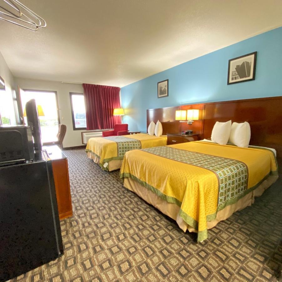 Lakes Inn Warsaw Extérieur photo