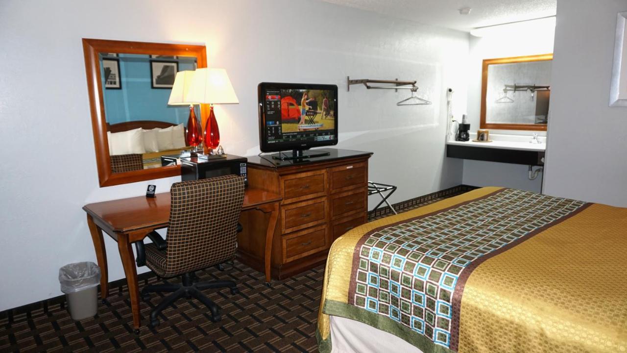 Lakes Inn Warsaw Extérieur photo