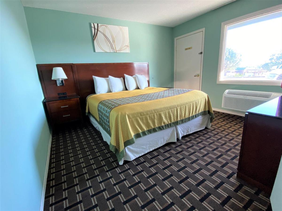 Lakes Inn Warsaw Extérieur photo
