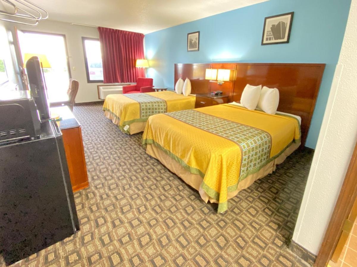 Lakes Inn Warsaw Extérieur photo